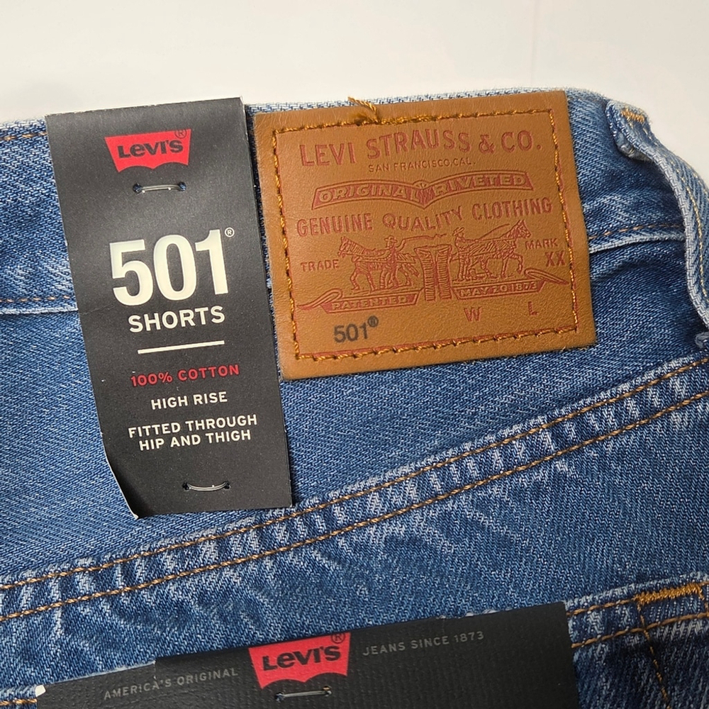 Levi's 501 Original Style Premium Denim High Rise Shorts Cut Off Women's Size 31 - Picture 13 of 16